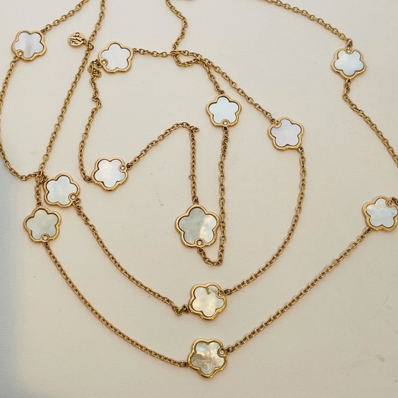 Rose Gold & Mother of Pearl & Diamond Necklace - Picture 4 of 7